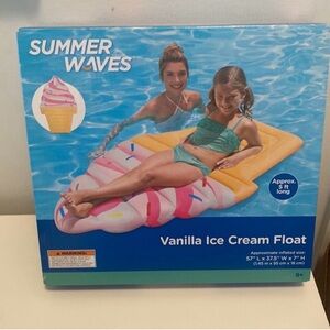 🍦NEW! Summer Waves Vanilla Ice Cream Float